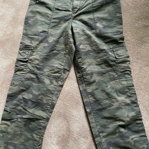 Pants - Picture 2 of 3